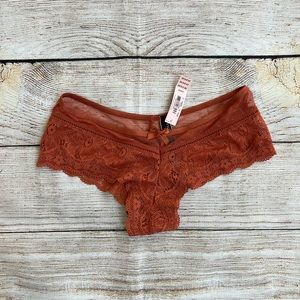 NWT Victoria’s Secret Cheeky Underwear